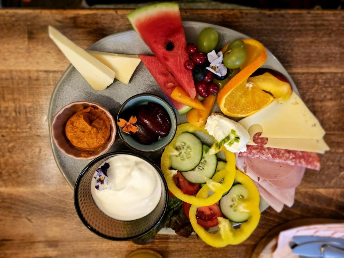 Flyns Bed & Breakfast Gorlitz Bagian luar foto