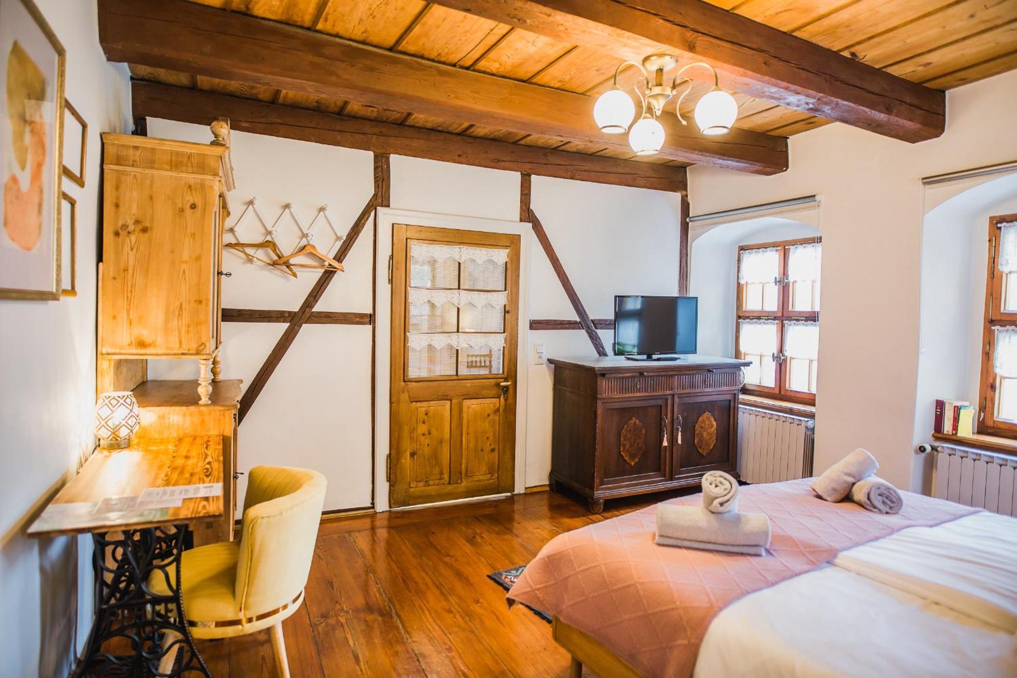 Flyns Bed & Breakfast Gorlitz Bagian luar foto