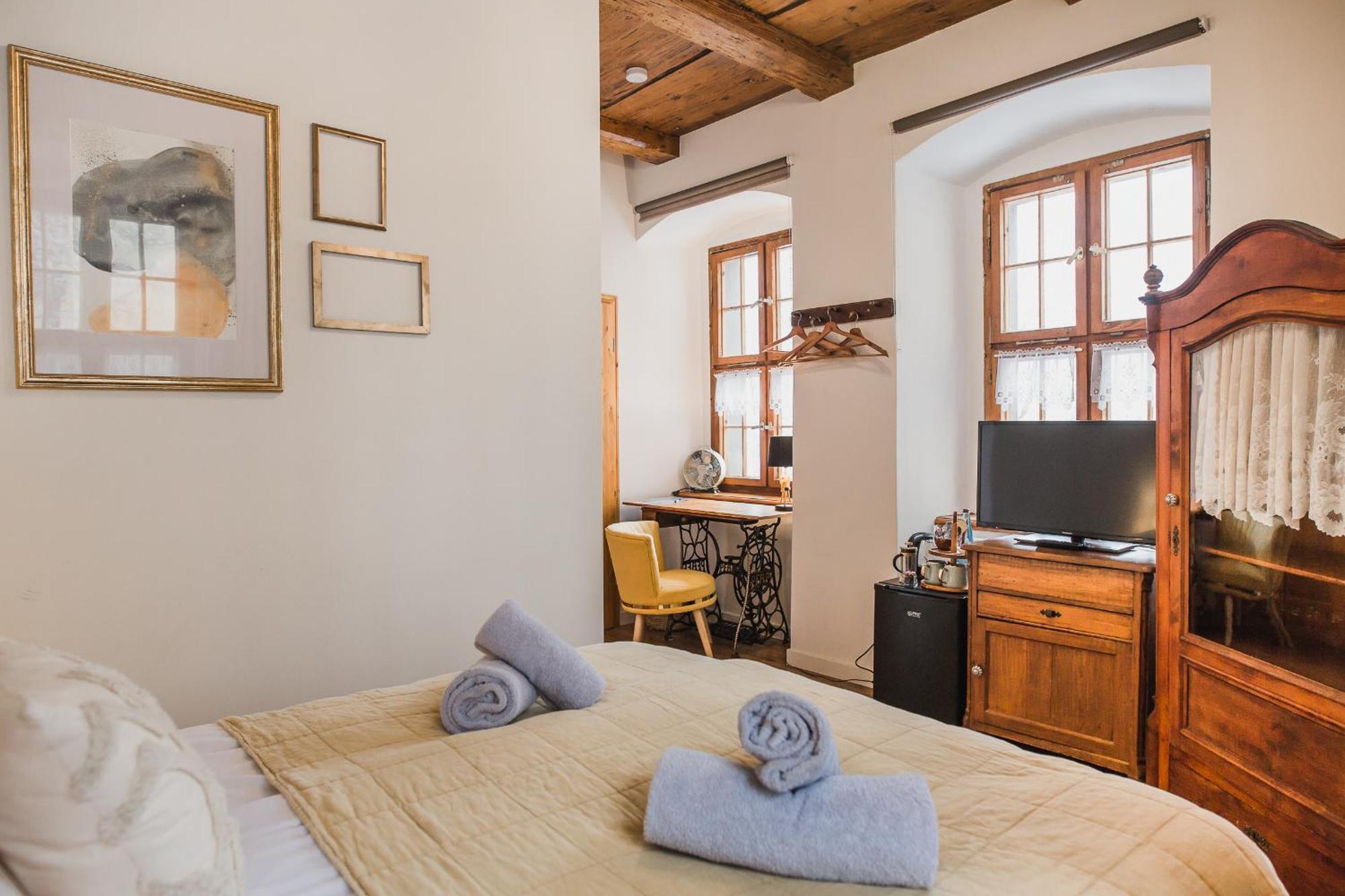 Flyns Bed & Breakfast Gorlitz Bagian luar foto