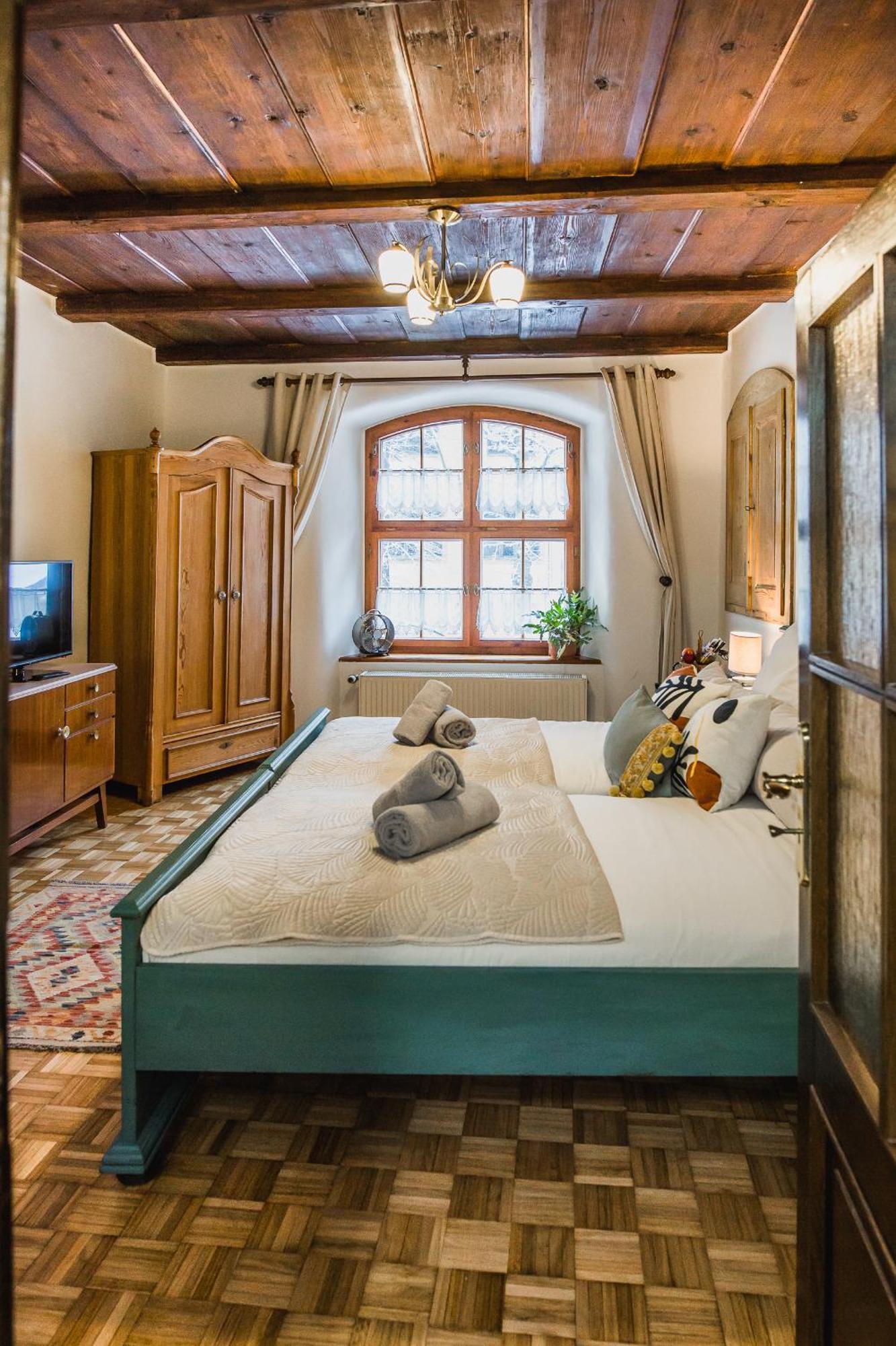 Flyns Bed & Breakfast Gorlitz Bagian luar foto